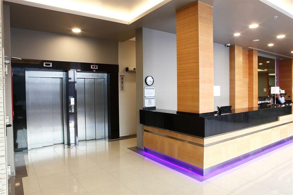 Holiday Inn Express Manisa-West By Ihg Exterior foto