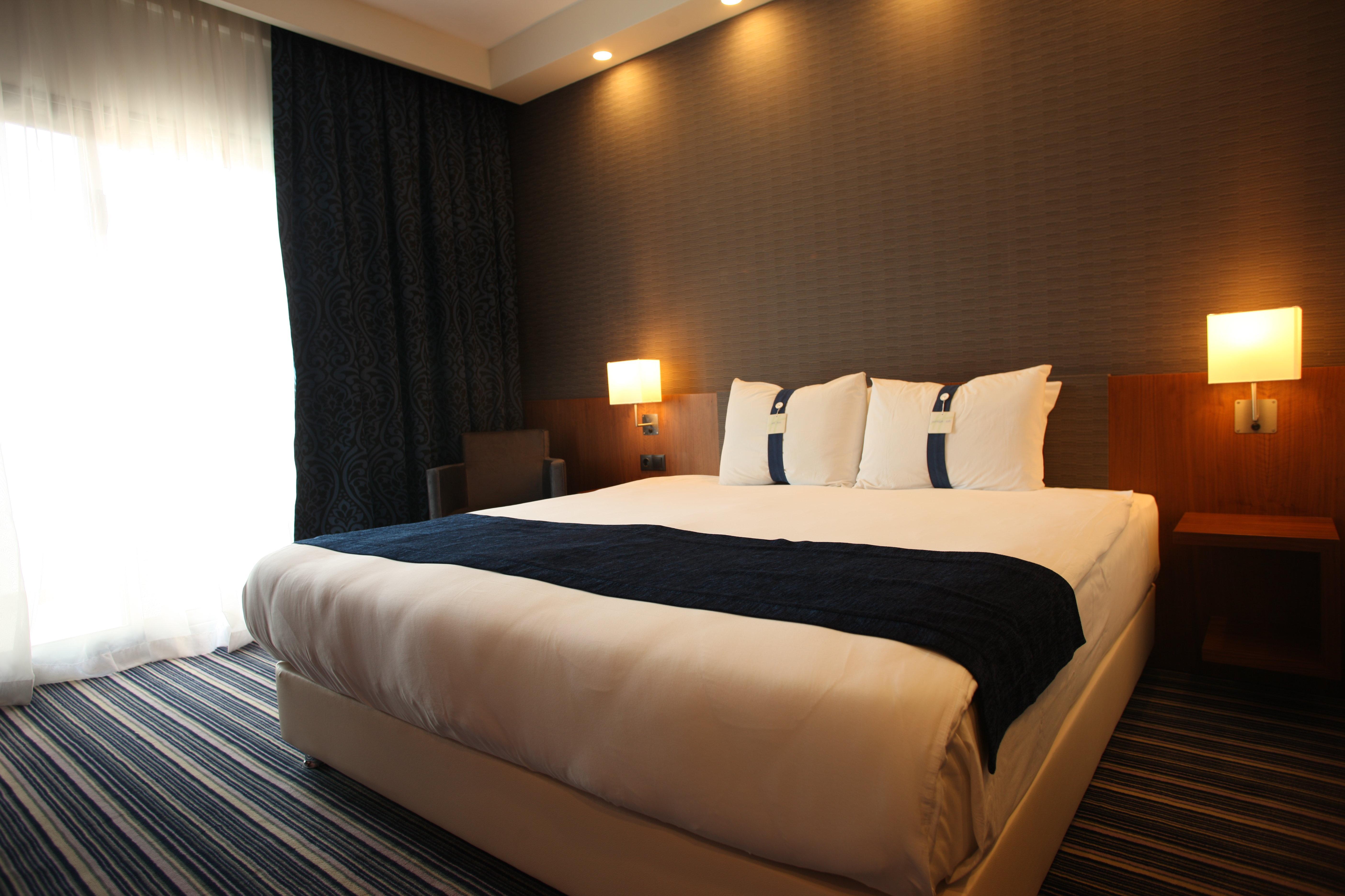 Holiday Inn Express Manisa-West By Ihg Exterior foto