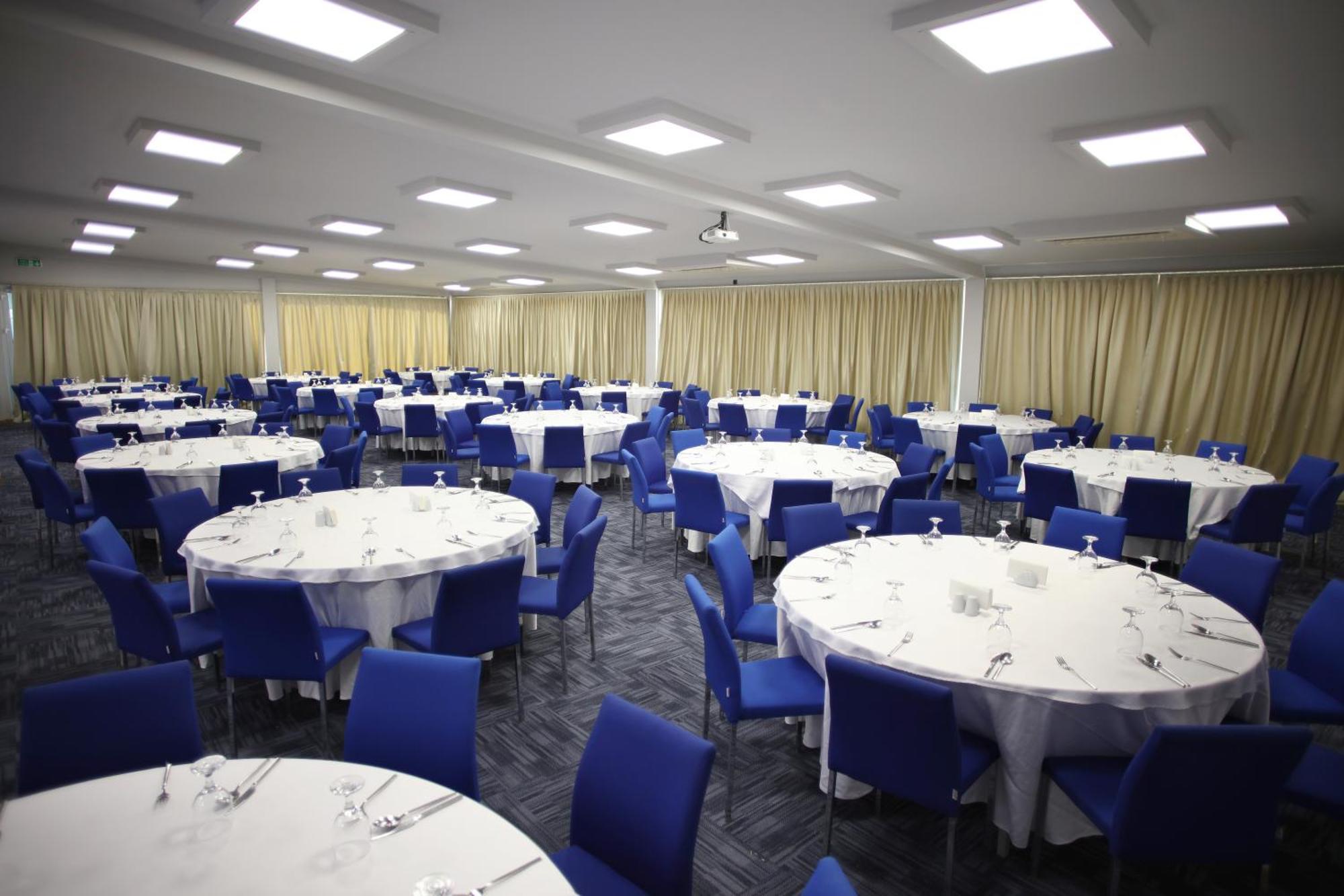Holiday Inn Express Manisa-West By Ihg Exterior foto