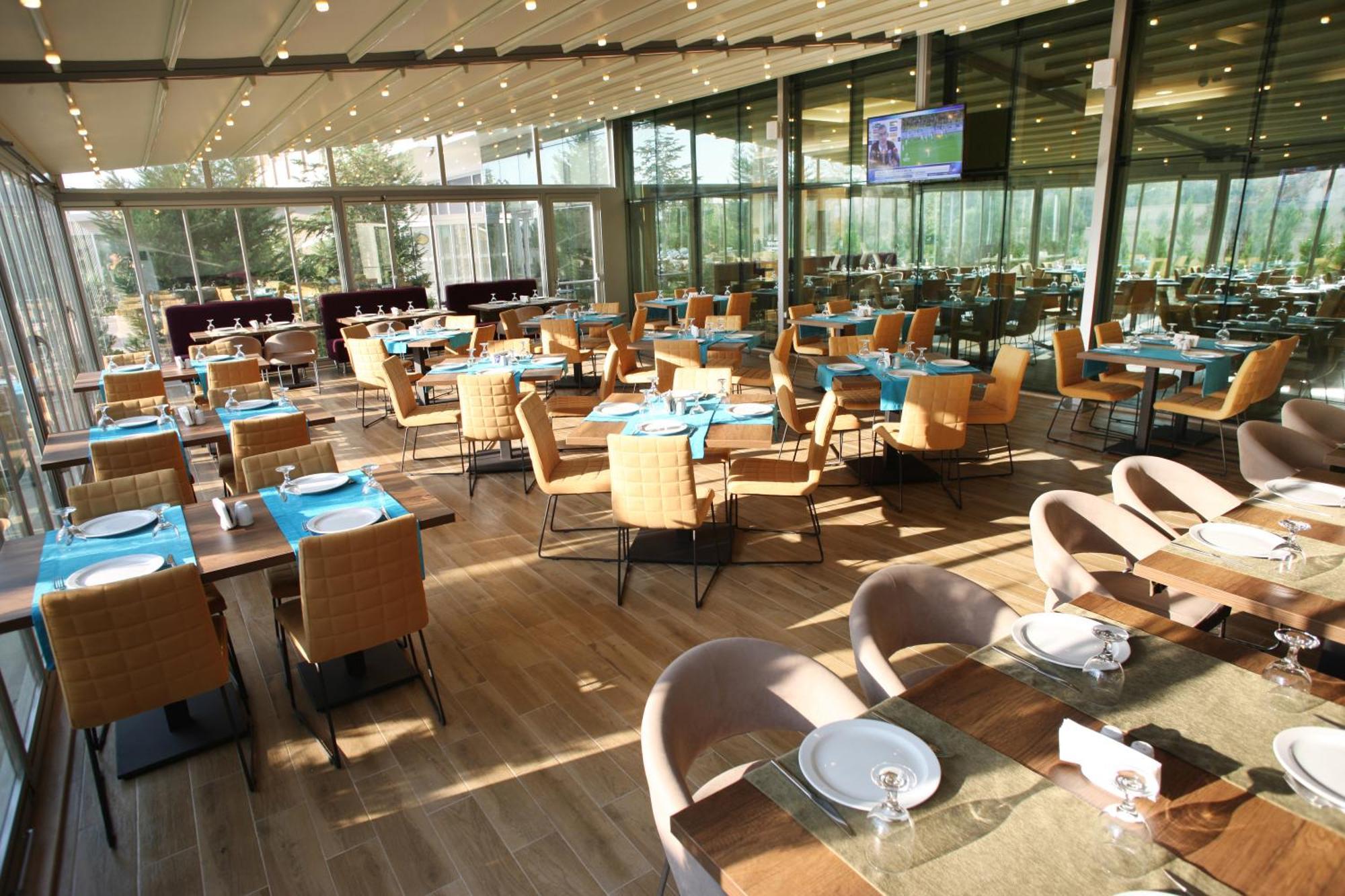 Holiday Inn Express Manisa-West By Ihg Exterior foto