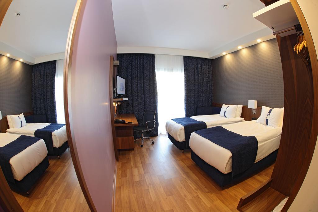 Holiday Inn Express Manisa-West By Ihg Exterior foto